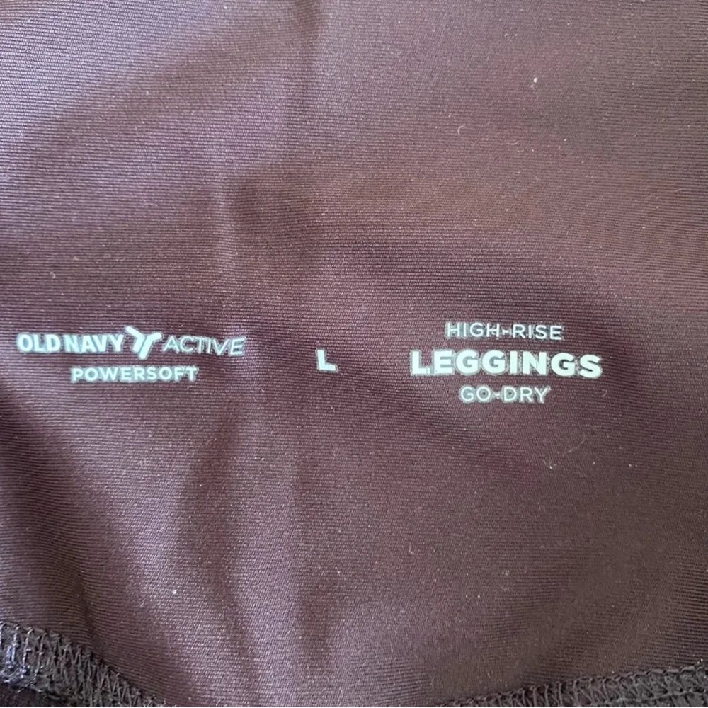 Lot of Two Old Navy Powersoft Active Leggings - Picture 4 of 7